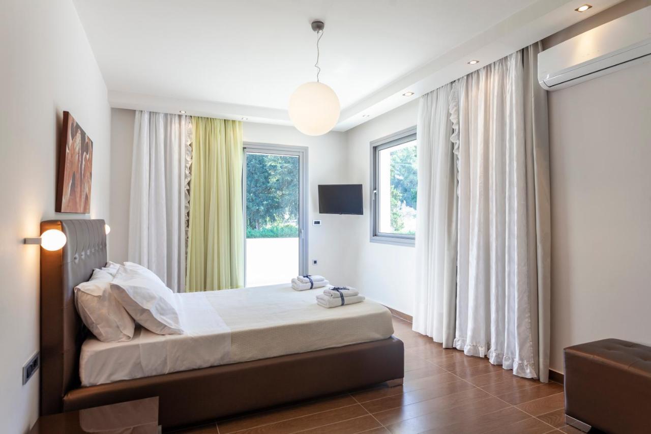 Bella Foresta Villa 이알리소스 외부 사진