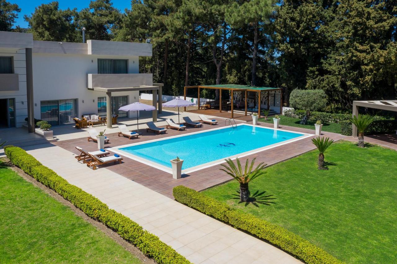 Bella Foresta Villa 이알리소스 외부 사진